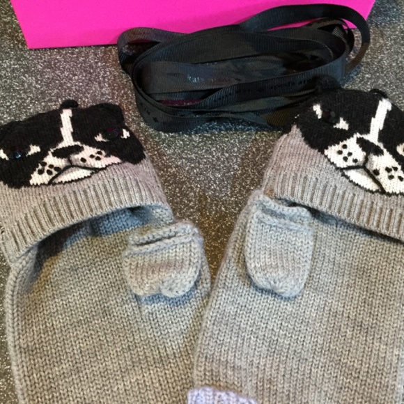 Kate Spade Heather-Grey “Antione’ Pop Top Dog Mittens - Picture 12 of 14